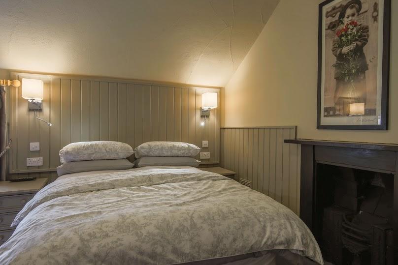 The Bull Hotel Abergele Exterior photo